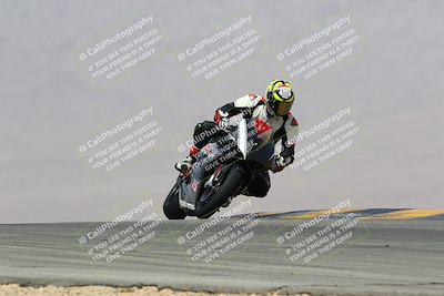 media/Mar-28-2022-Superbike Trackdays (Mon) [[b8603d0f67]]/Advanced Group (1pm-130pm)/Turn 9/